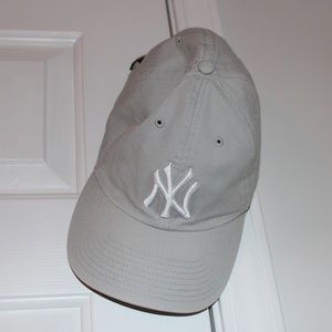 47’ New York Yankees Hat
